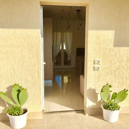 Dame' Apartamento Marina di Ragusa Exterior foto