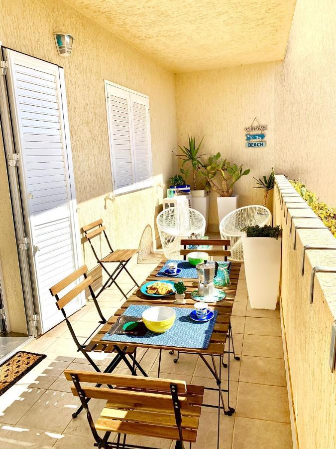 Dame' Apartamento Marina di Ragusa Exterior foto